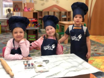 В детском саду “Лотос” стартовал проект “Маленький пекарь”