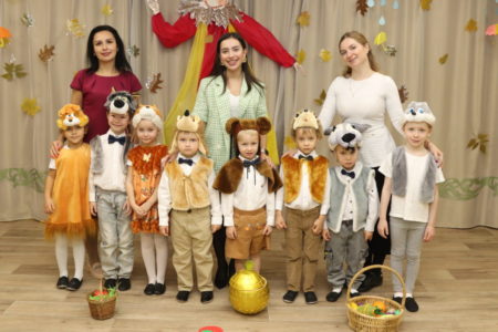 Праздник осени в детском саду «Лотос»