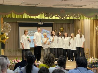 Последний звонок для выпускников 11 класса